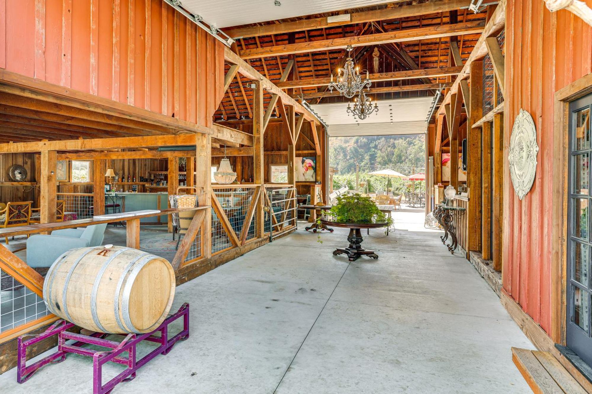 Mongata Winery Romantic Retreat On-Site Tastings! Milton-Freewater Luaran gambar
