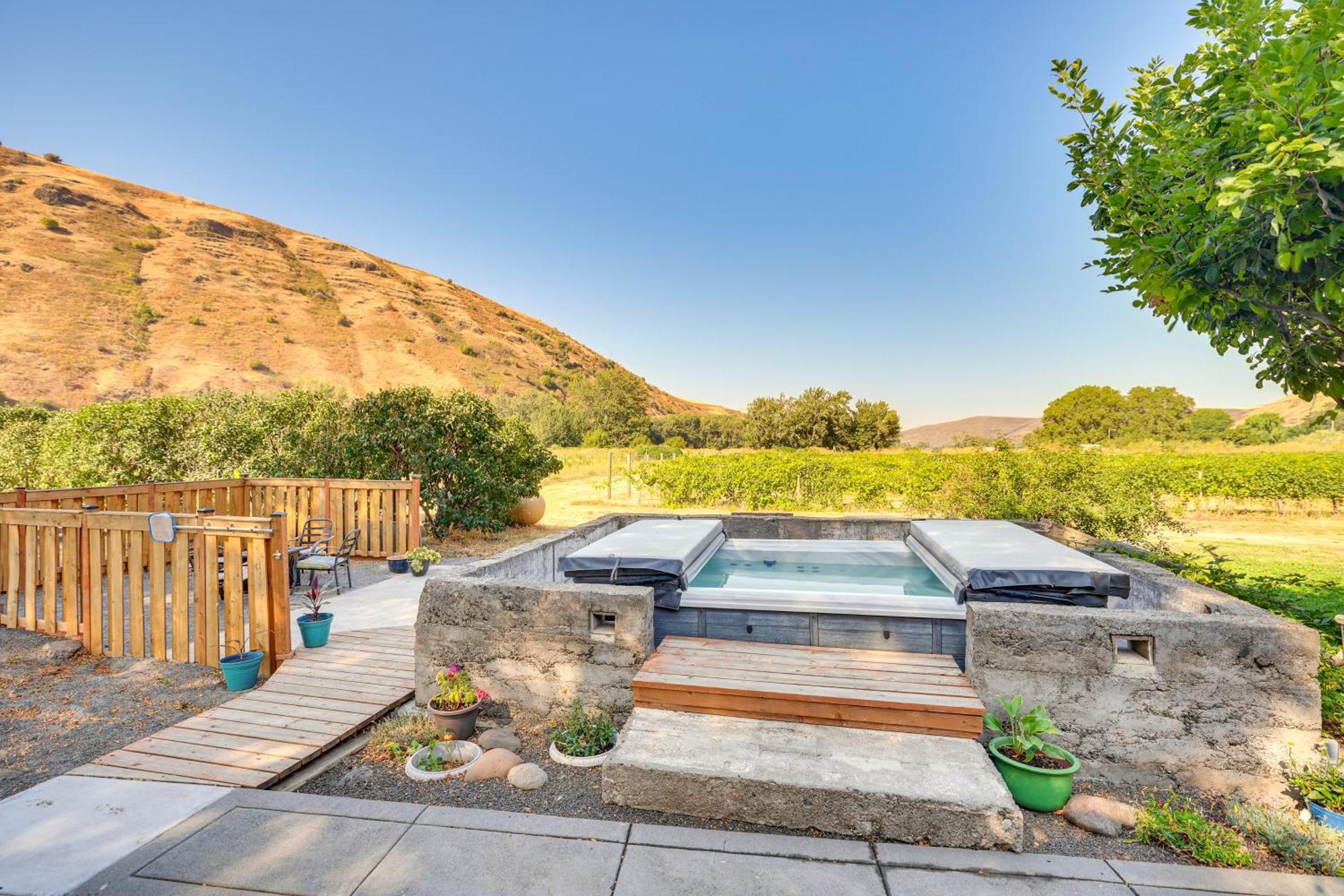 Mongata Winery Romantic Retreat On-Site Tastings! Milton-Freewater Luaran gambar